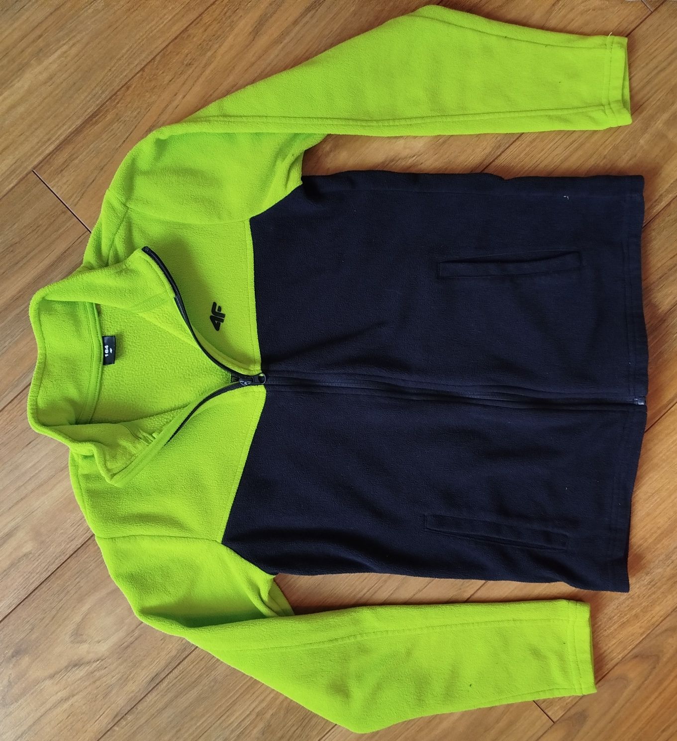 Bluza 4F w rozmiarze 164