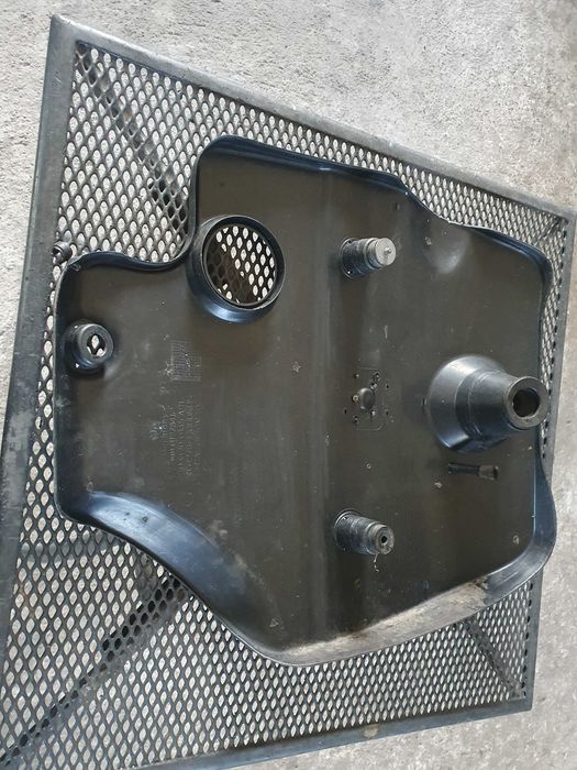 Pokrywa osłona silnika Seat 1.9 tdi Leon Toledo Ibiza