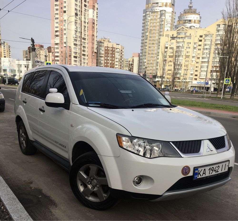 Mitsubishi Outlander XL 2009