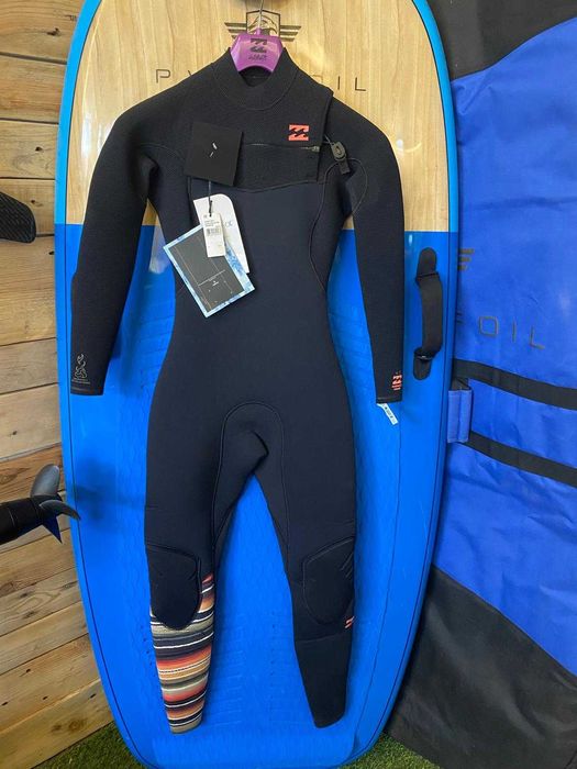 Lote de Roupa Nova de Marca para Revenda (Billabong, All-In, Mystic)