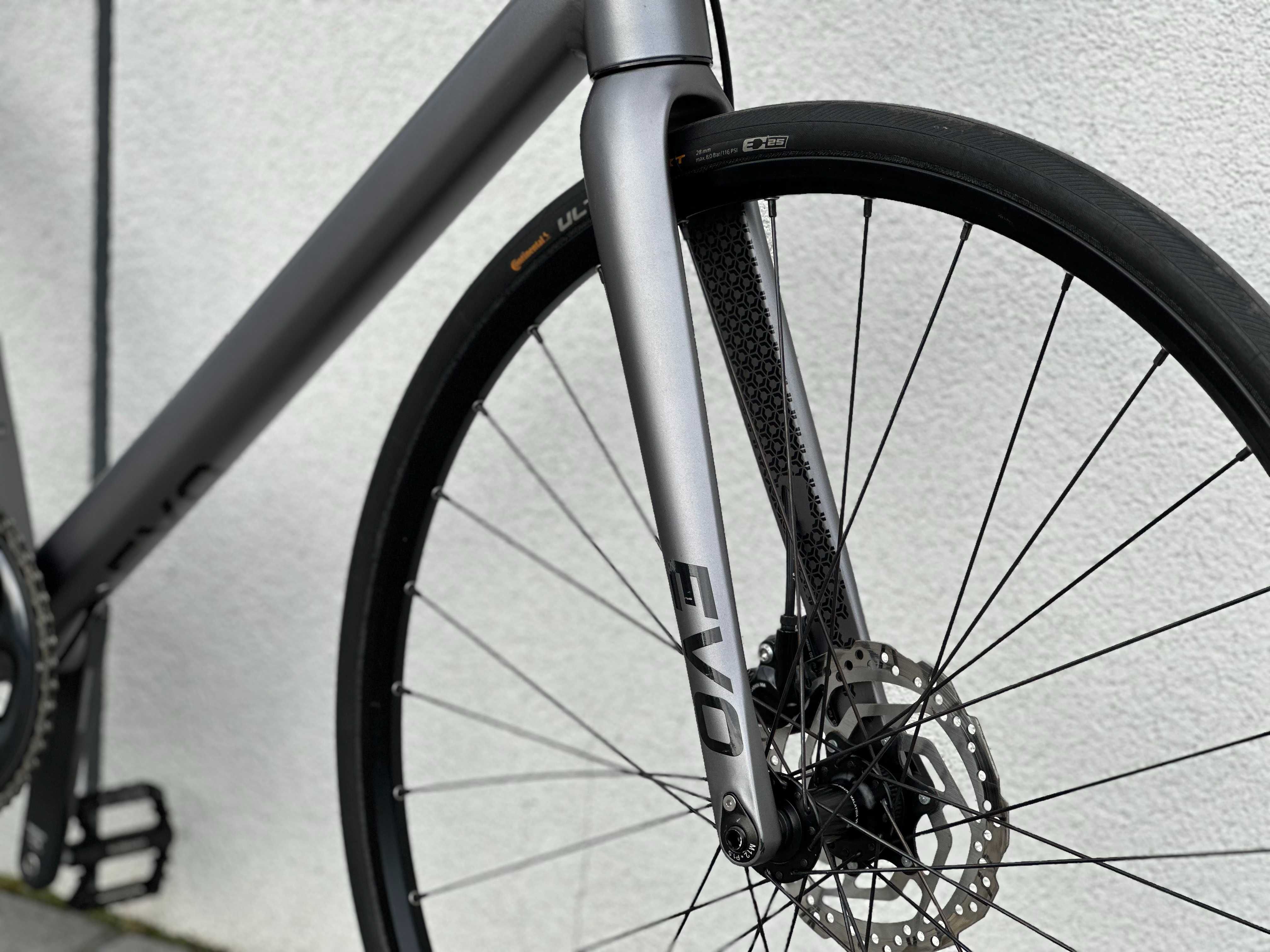Велосипед шосе Carver Evolution 220 Disc 28" 60 cm