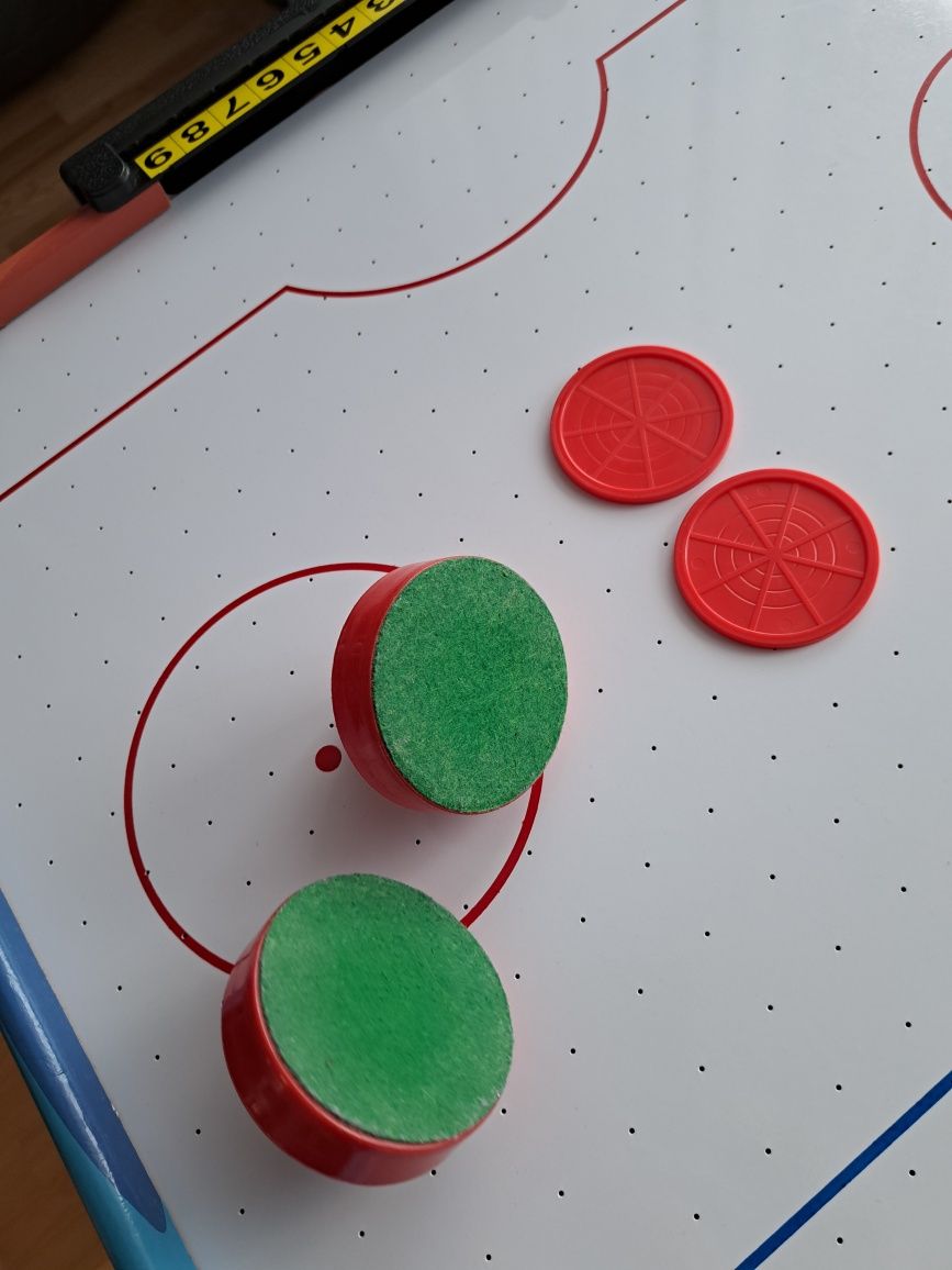 Cymbergaj Air Hockey