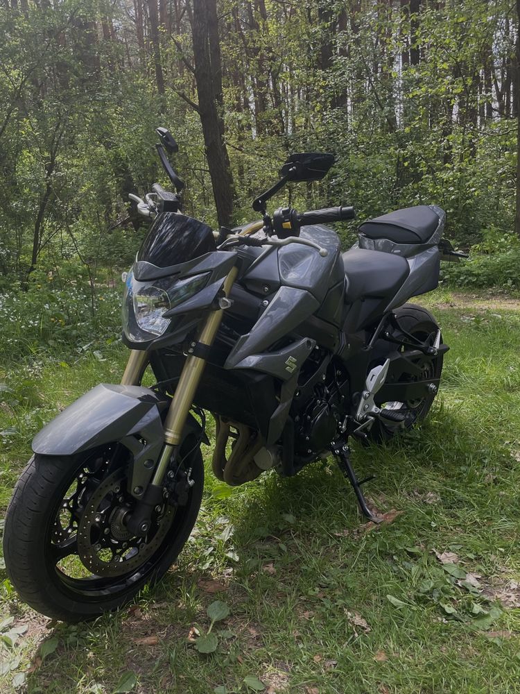 ТЕРМІНОВО!!! Suzuki gsx-s 750.