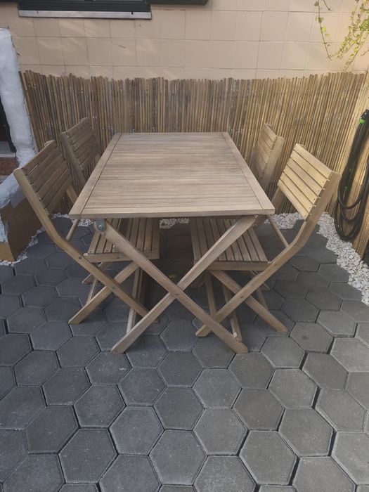 Mesa de jardim dobrável com 4 cadeiras