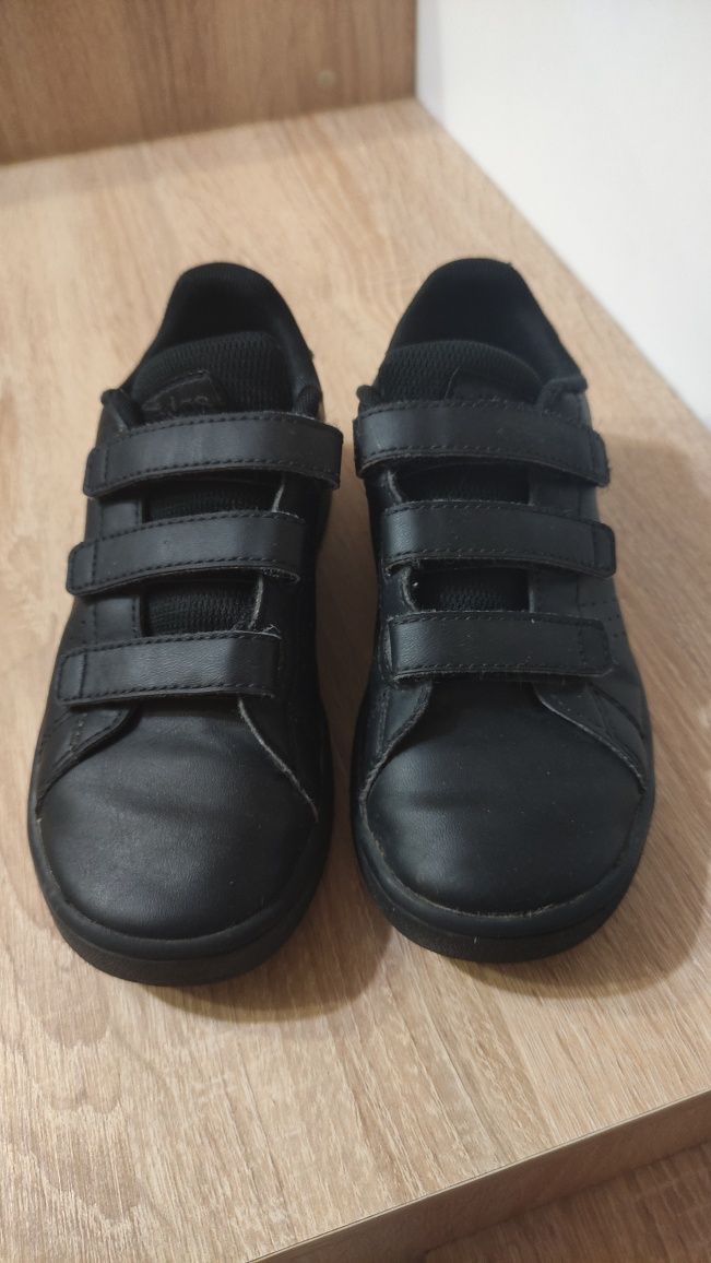 Кросівки Adidas 31