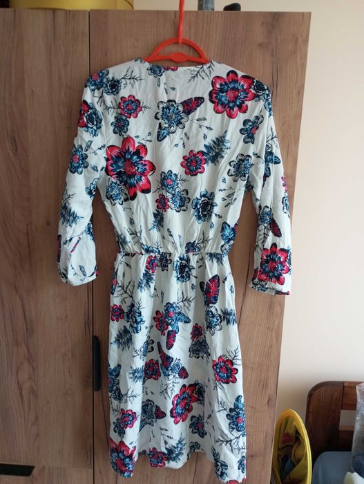 Nowa sukienka Esmara