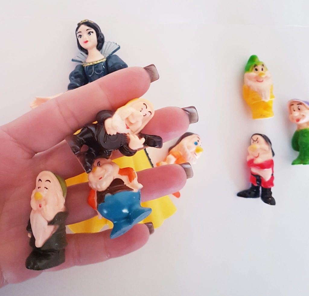 8 pcs Branca de Neve e os 7 anões (Portes Incluidos)