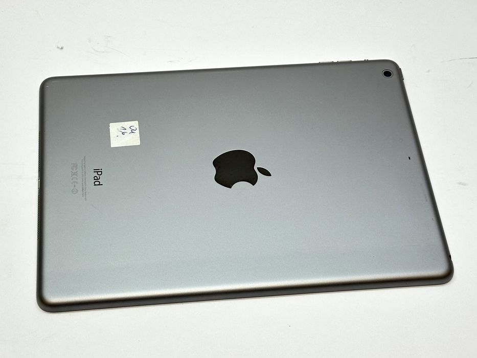 zadbany iPad Air a1474 wifi 16gb space gray