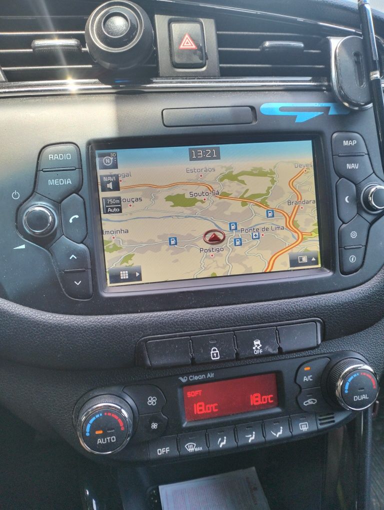 Kia C'eed GT line 1,6 (diesel), 136 cv