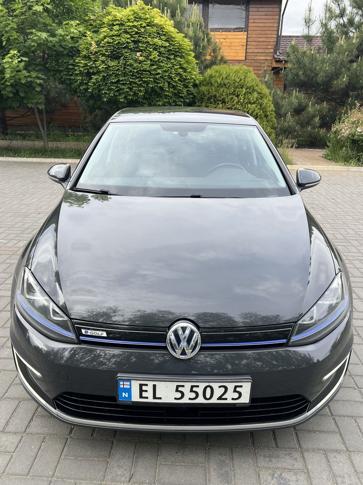 Volkswagen E-Golf 2015рік, 24 kWh, Comfort-line, Urano grey