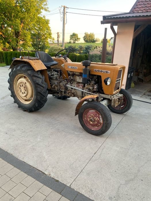 Ursus c 330 ciągnik