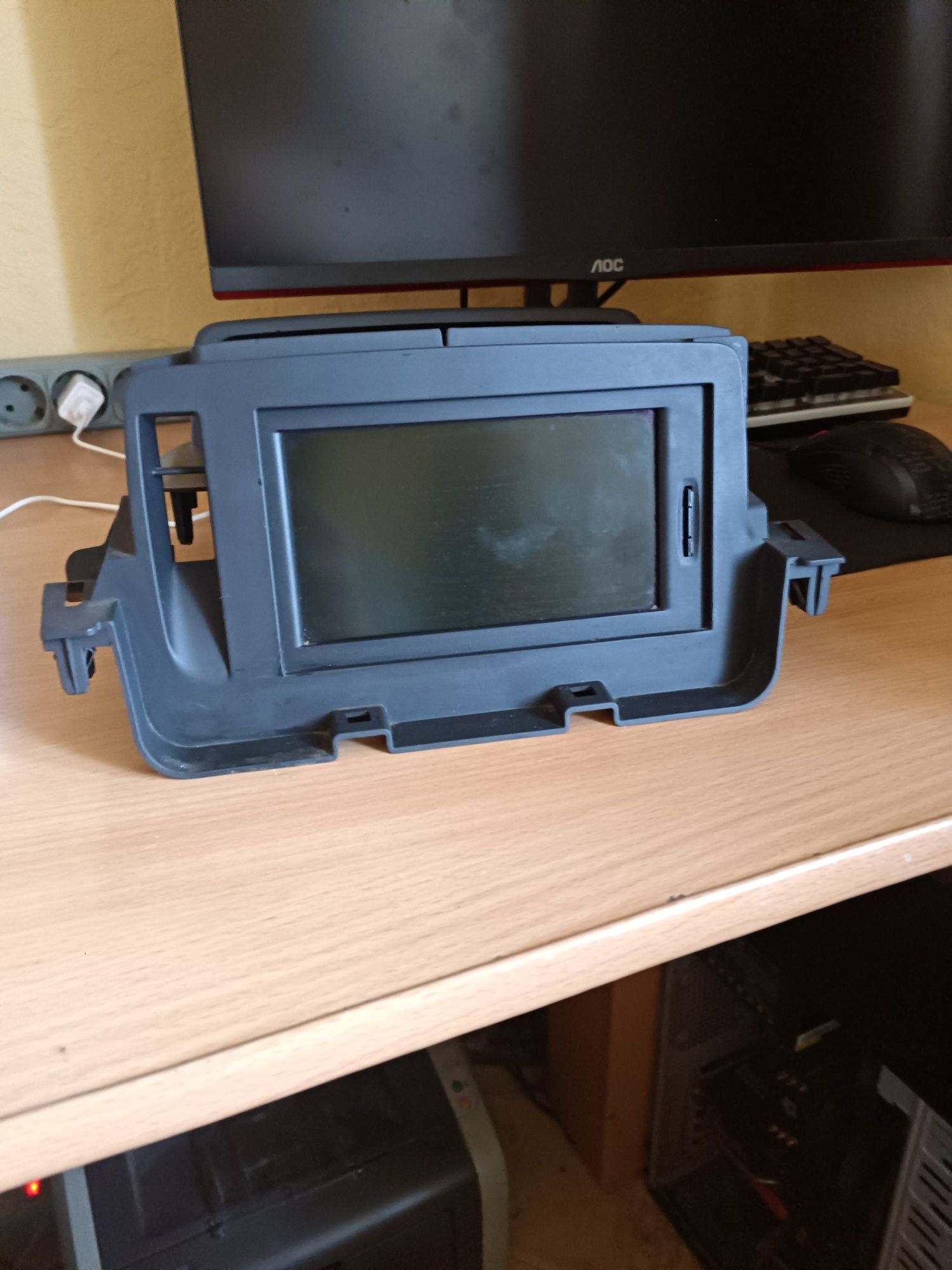 Навигатор tomtom Ecran A7