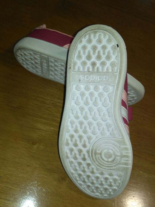 Adidas menina tamanho 30