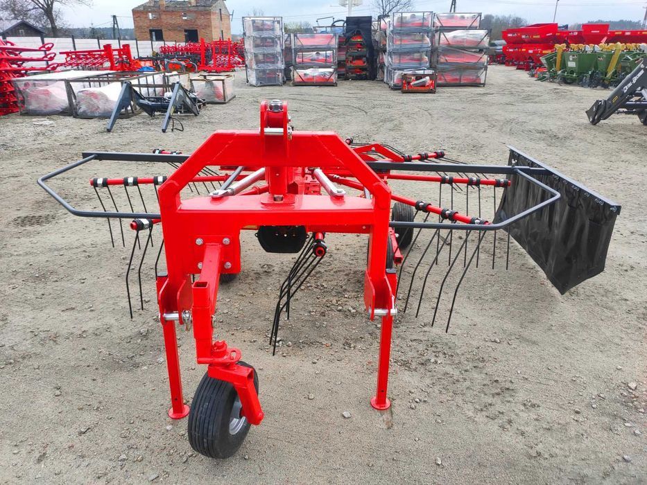 Zgrabiarka Karuzelowa Wirnikowa 3.5 m / 4.2 m Metal-Technik  - raty