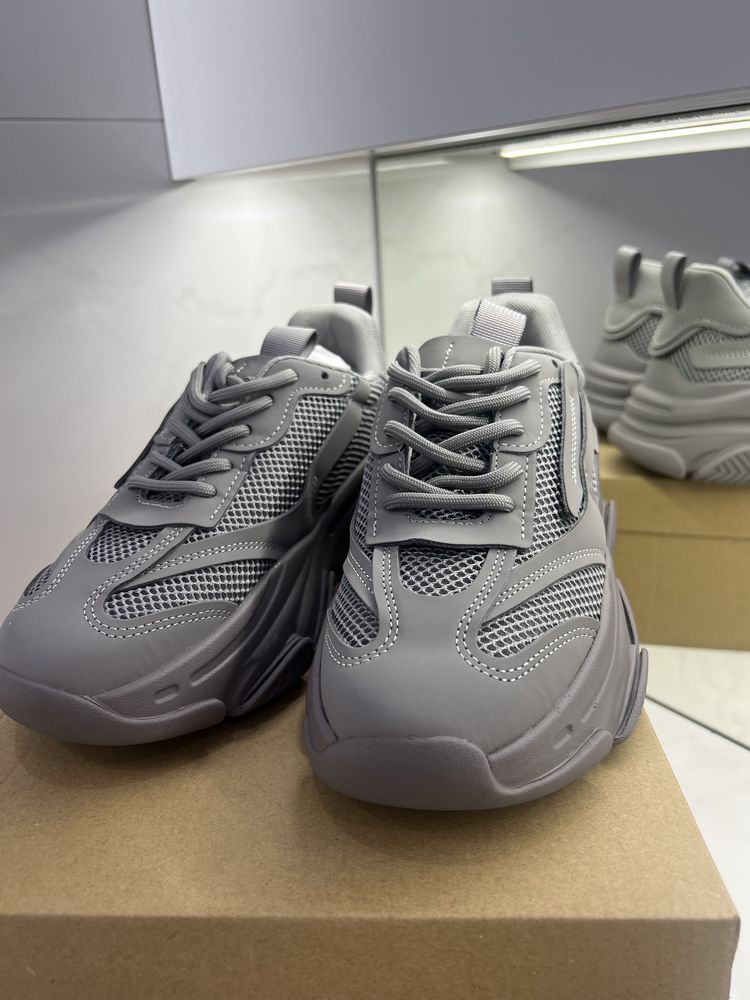 Кросівки Steve Madden Possession 37 оригінал жіночі сірі