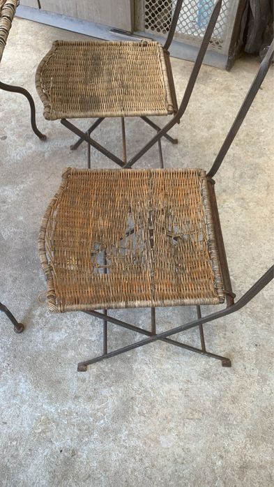 Mesa Palhota + 4 cadeiras - 130x75