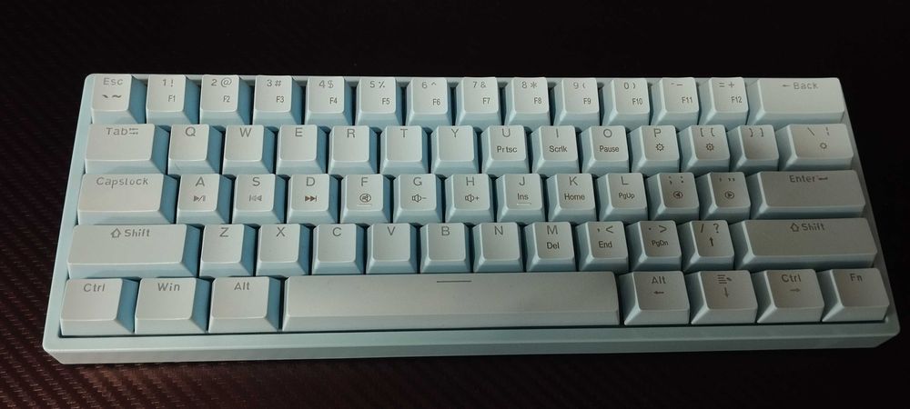 Teclado mecânico 60%