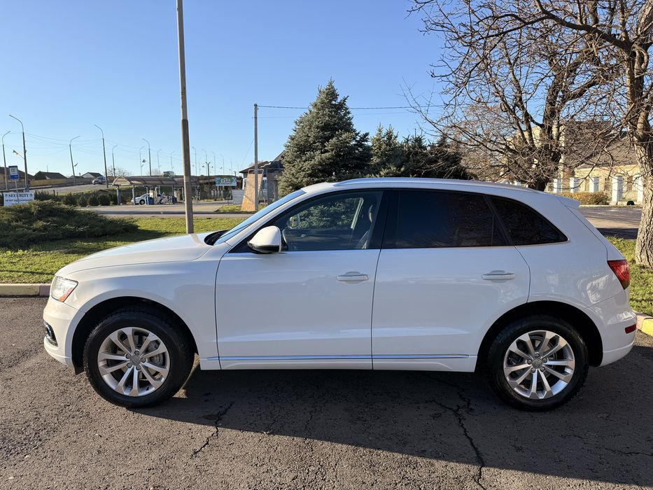 Продам Audi Q5 2015 року в топовій комплектації