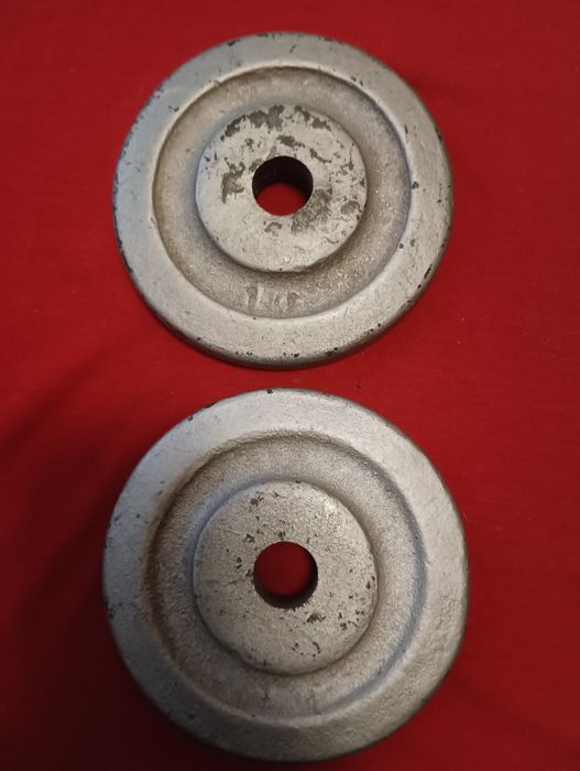 Гантели  :  0,5 ,  1   , 2  , 3 , 4  , 5 ,  6 кг. , блины1кг.