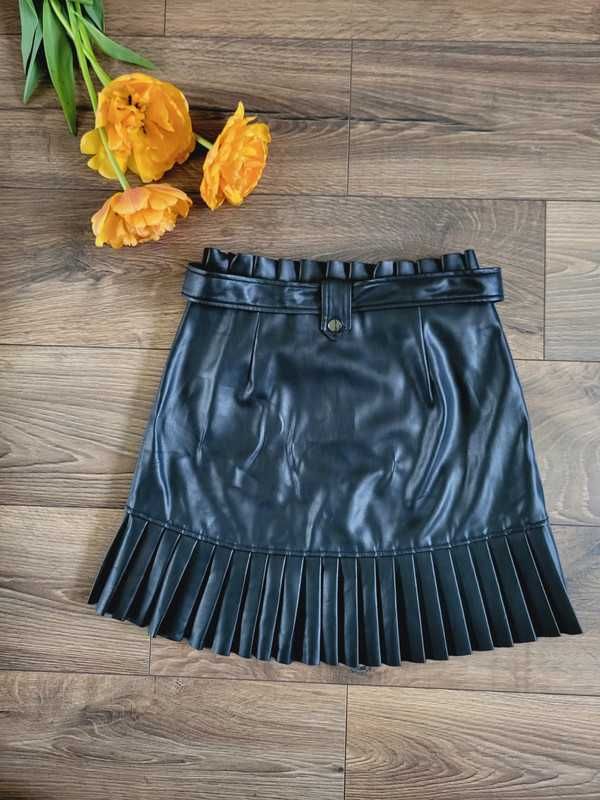 Czarna spódniczka Zara S