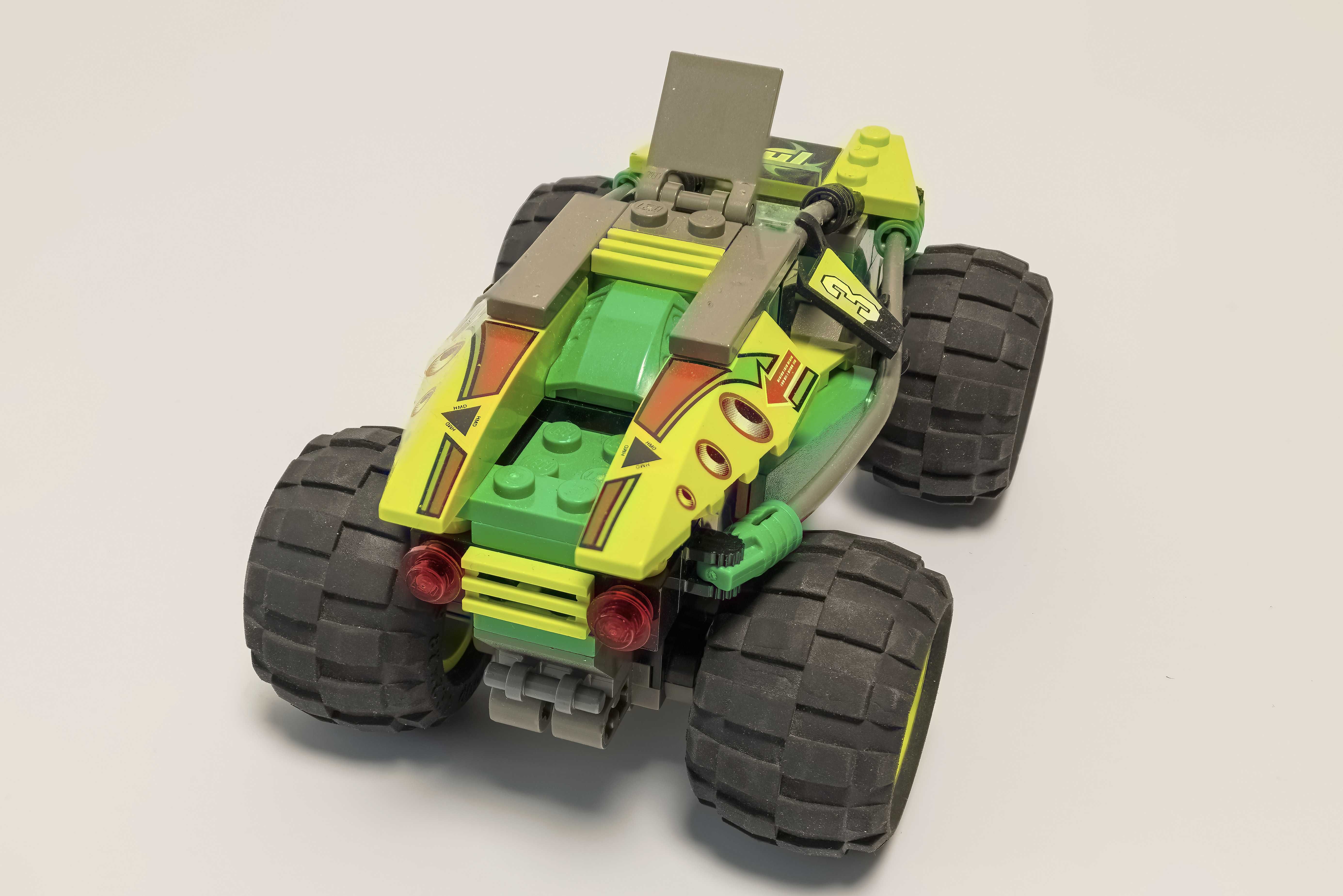 LEGO RACERS - zestawy 8356 (Jungle Monster) i 8385 (Exo Stealth)
