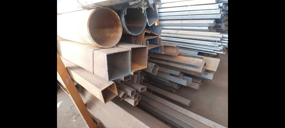 Труби профільні прямокутні і квадратні