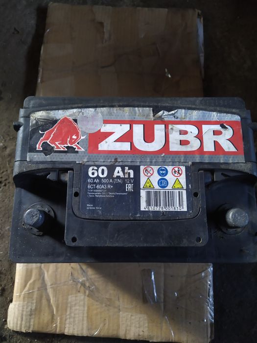 Автомобільний акумулятор ZUBR 60Ah.500A.