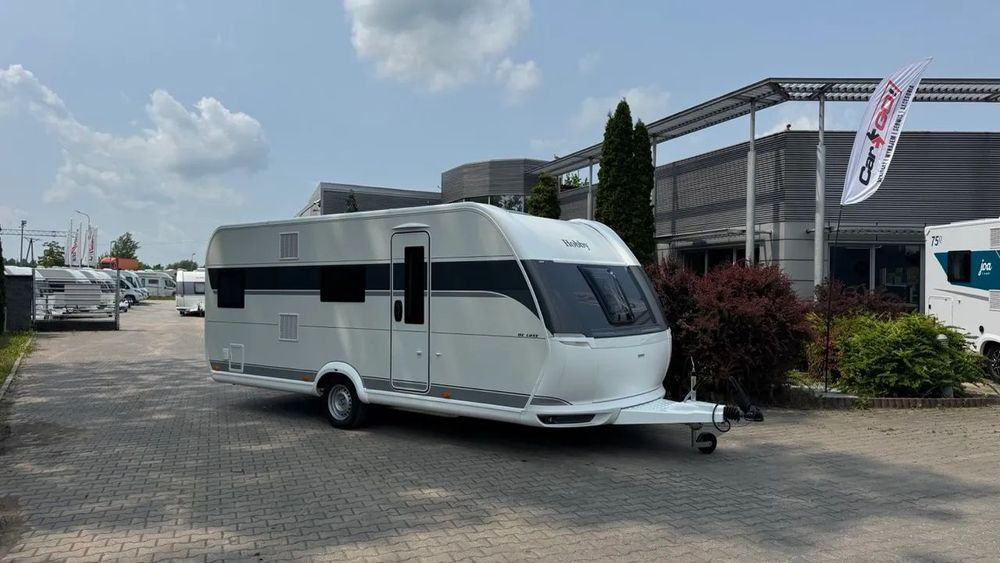 Hobby 545 KMF De Luxe  Najlepszy model dla rodzinny 2+2, DMC 1700KG, Ogrzewanie podłogowe