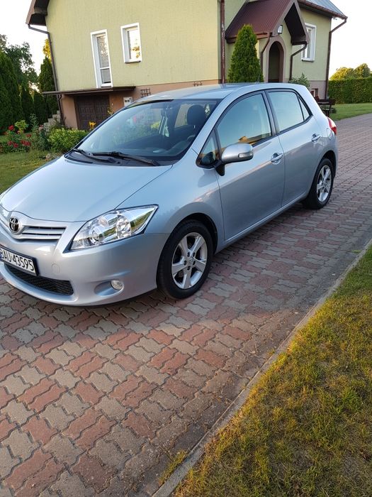 Toyota Auris 2012r.