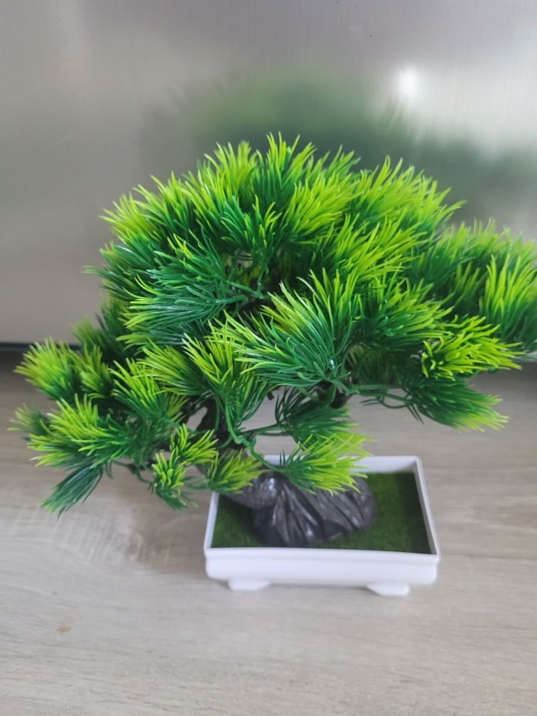 Sztuczne drzewko bonsai