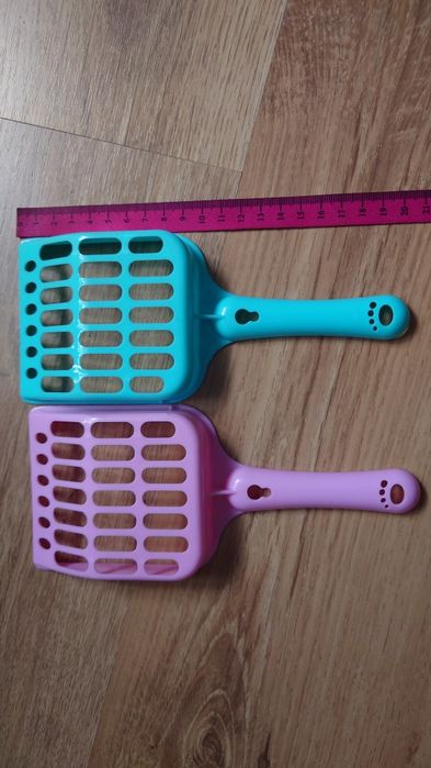 łopatka do żwirku do kuwety niebieska różowa nowa