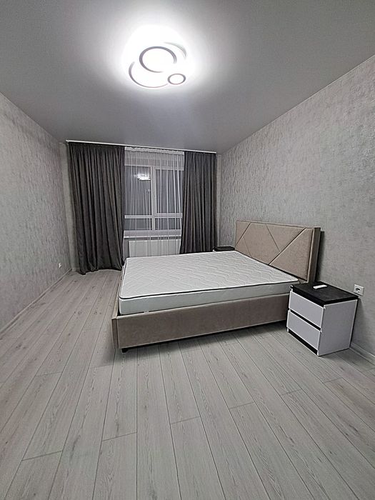 Актуальна 1к квартира Озерна/Агора