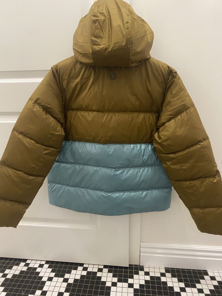 Marmot Guides Hoody kurtka puchowa.