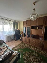 Продам 2-х кімнатну квартиру по бул. Слави