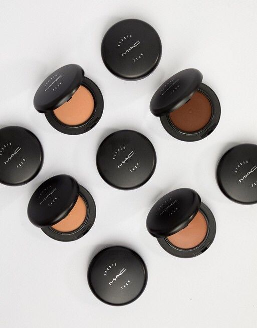 Base compacta - Studio Tech Mac Cosmetics