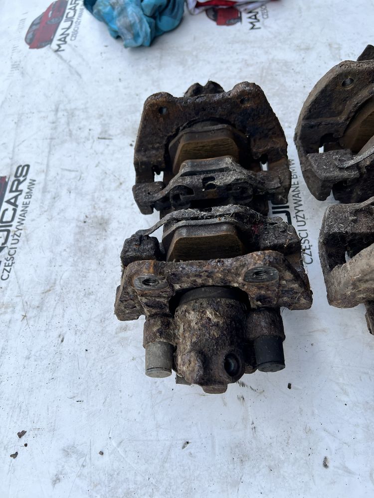 Hamulce zaciski jarzma przod tyl bmw e46 330i 3.0i 325mm 3.0D e36 e30