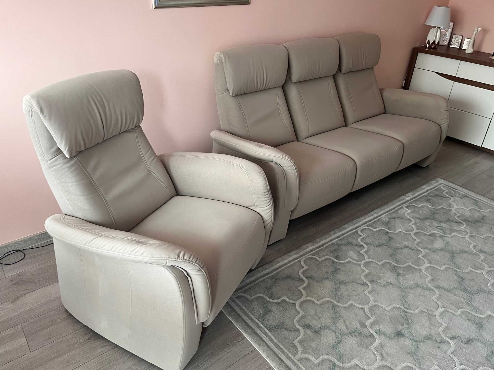 Sofa trzy osobowa rozkładana + fotel rozkładany