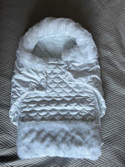 Продам конверт на виписку з пологового або на хрещення