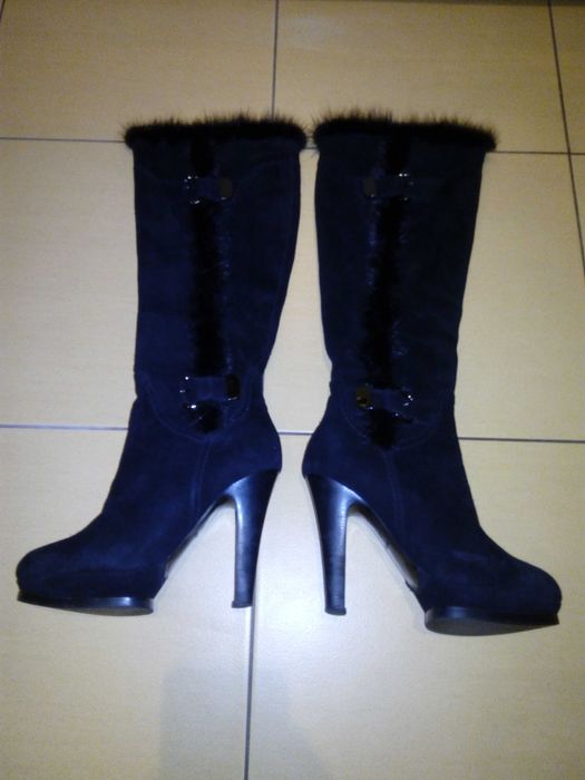 Чоботи жіночі зимові замшеві, розмір - 37.