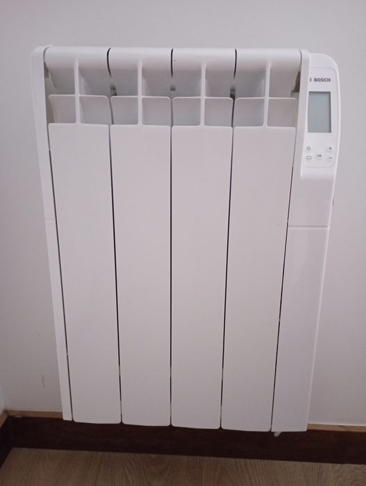 Vendo emissor térmico cerâmico Bosch