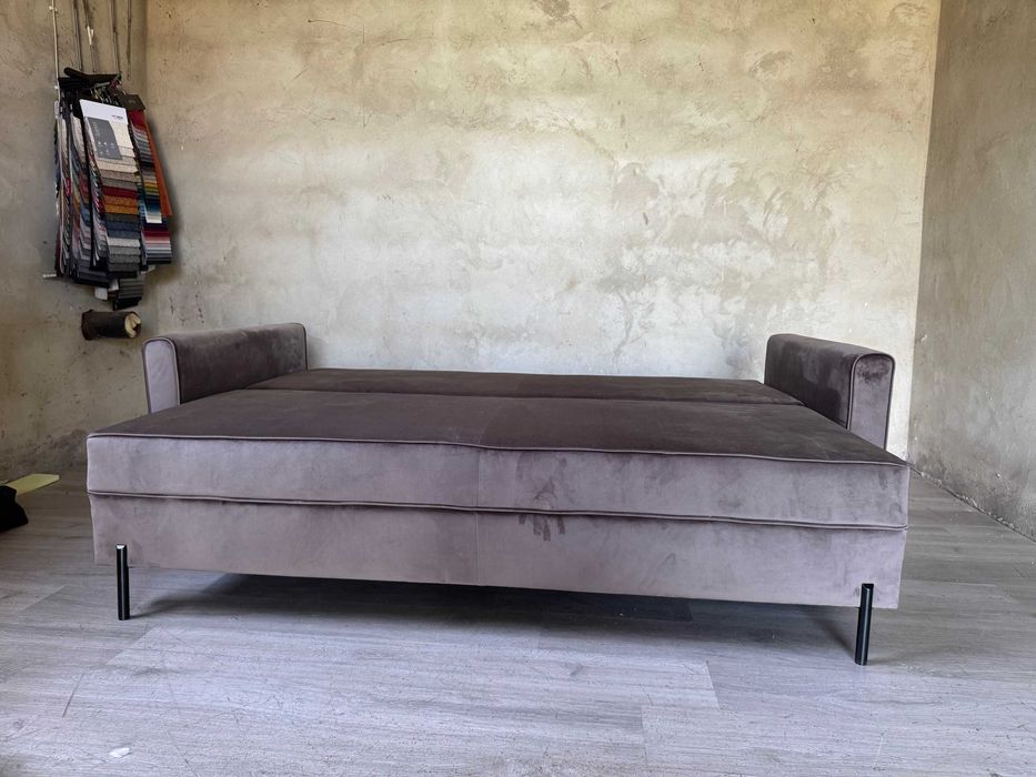 Skandynawska kanapa z funkcją spania Kopenhaga welurowa