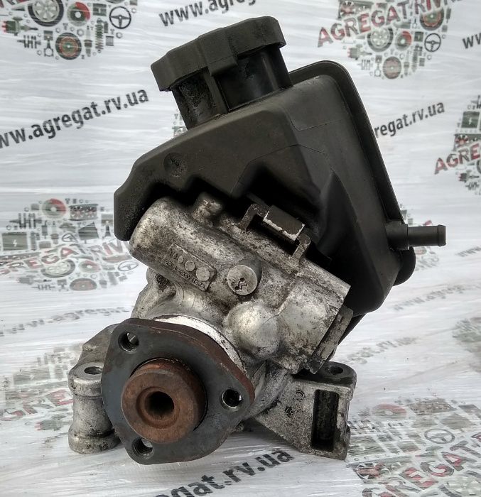 Насос ТНВД топливний ГУР Гідрач 2,2 cdi 2,5 tdi Crafter Sprinter 906