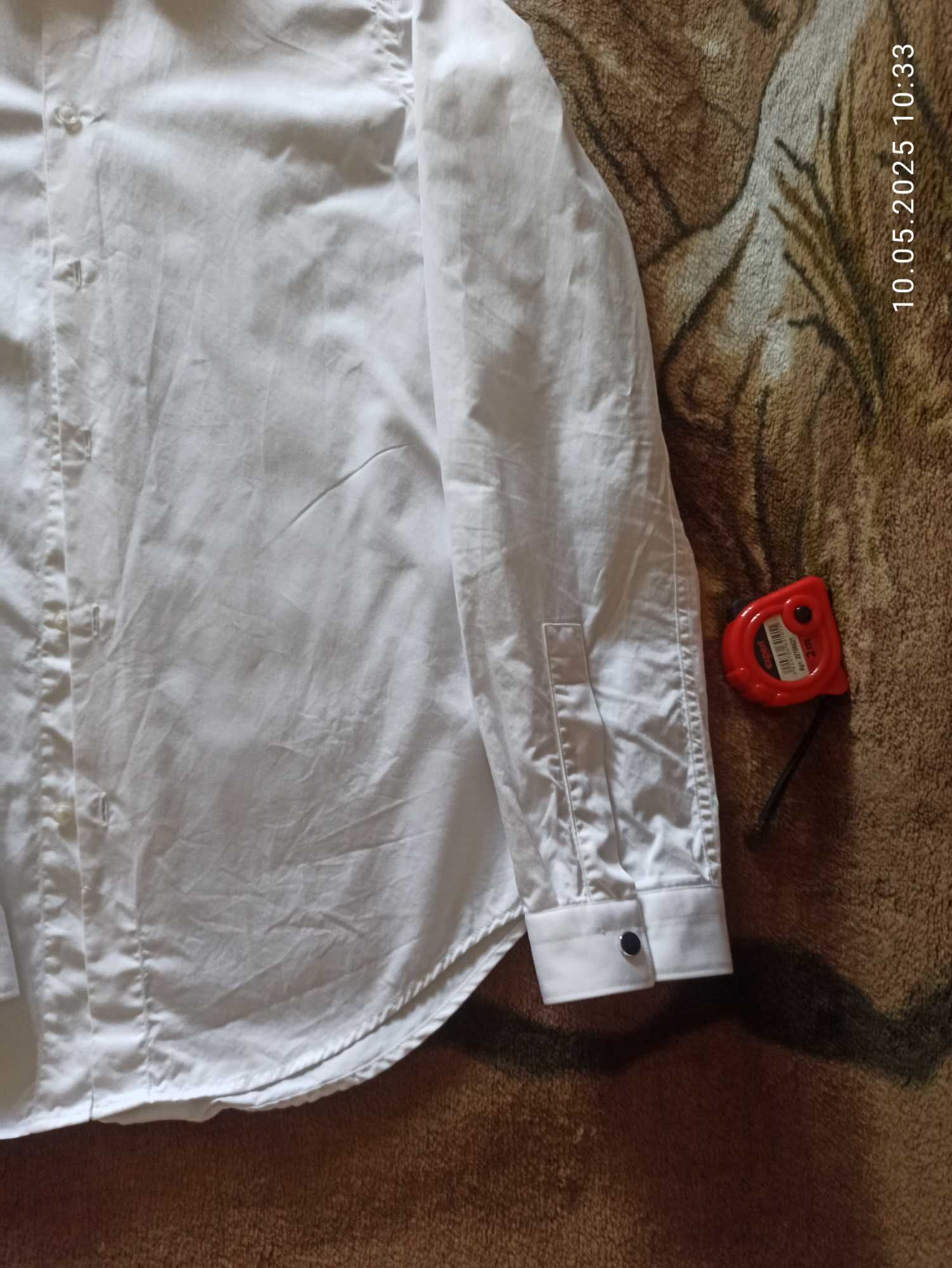продам красивую белую рубашку на подростка ZARA ,б.у.