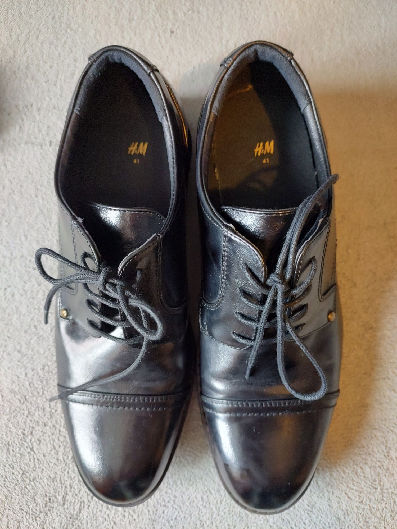 Garnitur Reserved size 48 dla chłopaka buty H&M koszula Egzamin