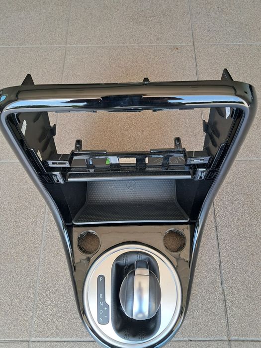 Pulpit z rączką do zmiany biegów automat Wolkswagena Beetlea