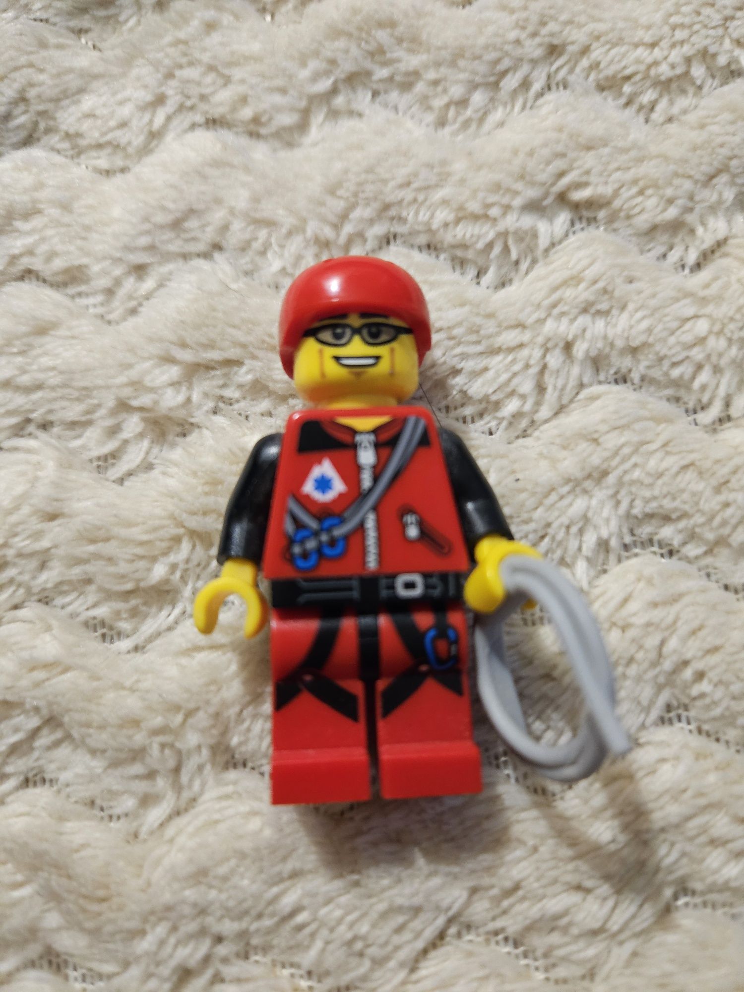 Minifigurka Lego  Mountain Climber/Wspinacz Górski