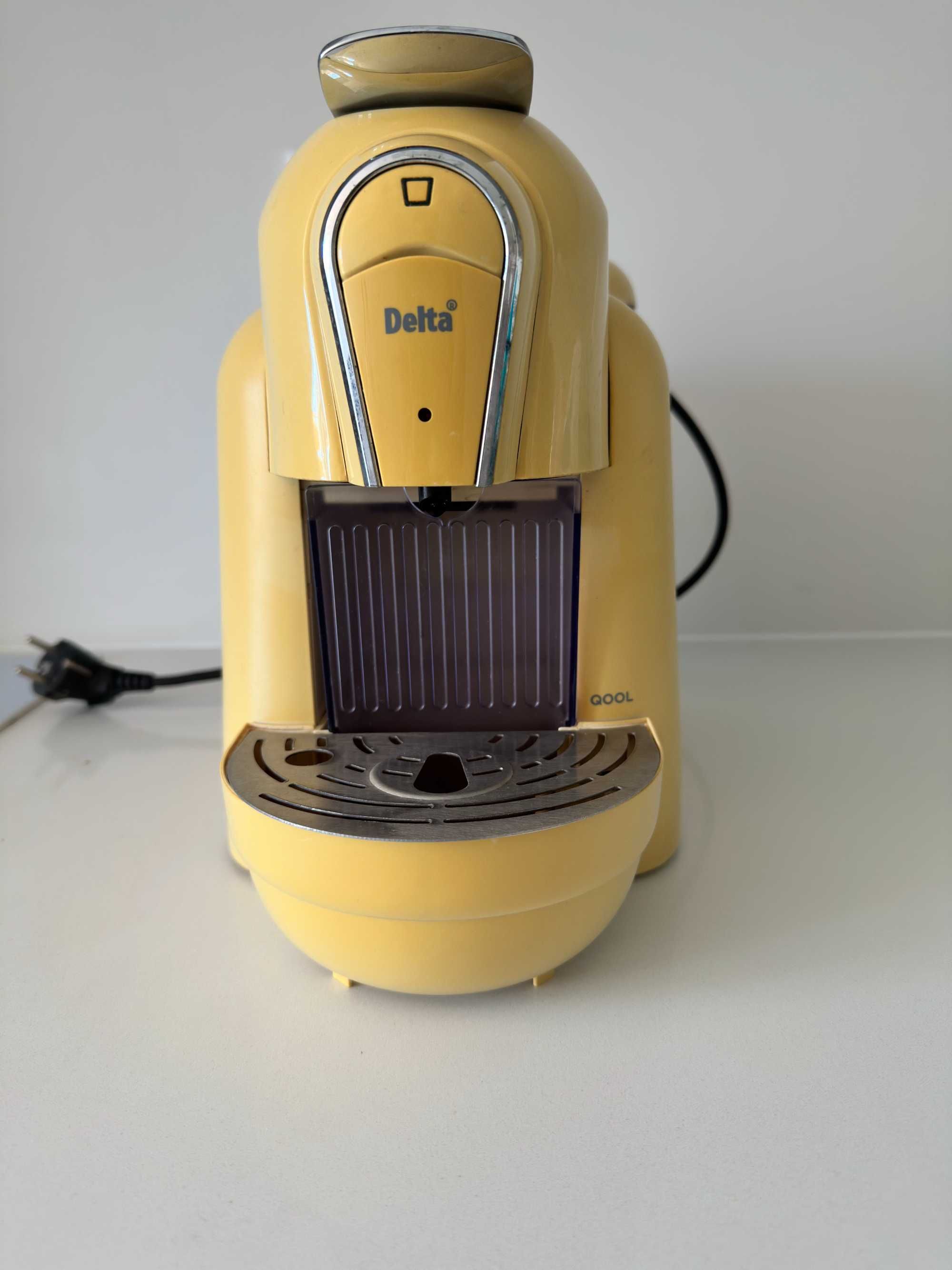 Máquina de Café Delta Q