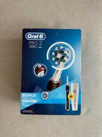 Szczoteczka Oral-B Braun Pro 2 2500