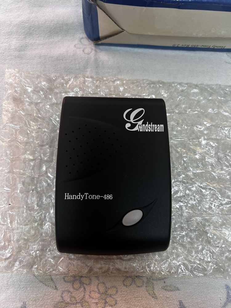 Adaptador VoIP analógico Grandstream HandyTone 486 2FXS (plugue UE)