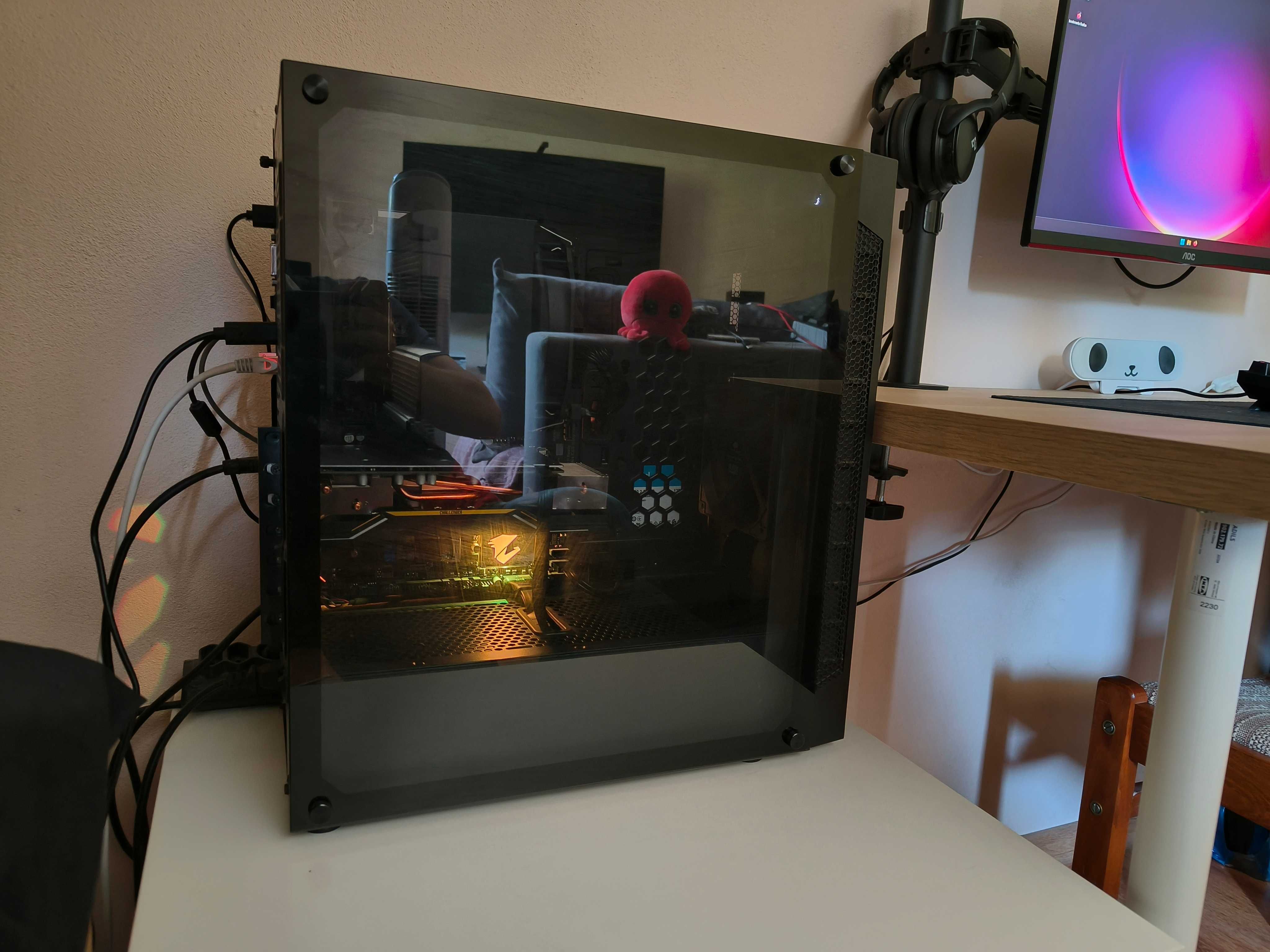 Komputer RX 5600xt, Ryzen 5600G, 16GB ram, SSD, monitor